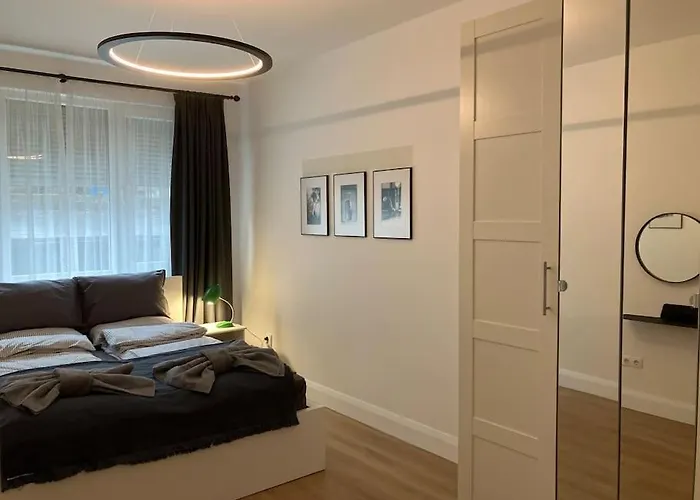 Apartment Aristocratic With A Parking Spot *