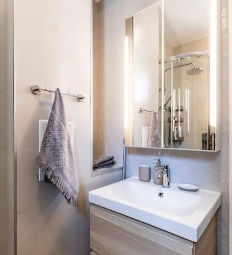 Aristocratic With A Parking Spot Apartment