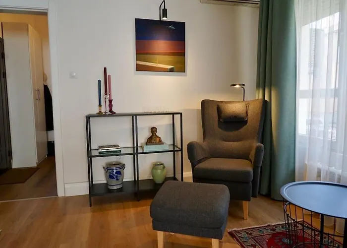 Aristocratic With A Parking Spot Apartment