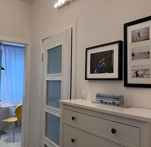 Aristocratic With A Parking Spot Apartment