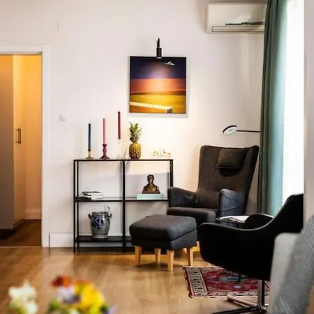 Aristocratic With A Parking Spot Lejlighed Sofia