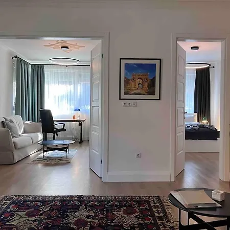 Aristocratic With A Parking Spot *