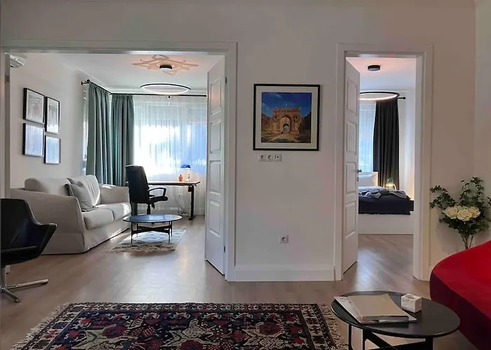 Aristocratic With A Parking Spot *