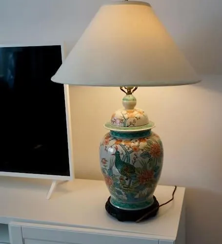 Aristocratic With A Parking Spot *