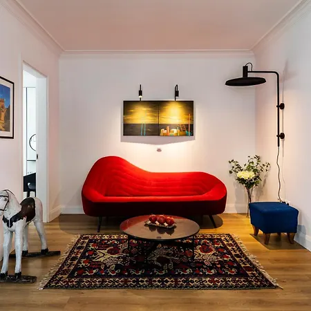 Aristocratic With A Parking Spot Apartment